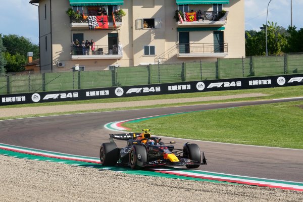 Checo Pérez queda fuera en Q2 del GP de Emilia-Romagna