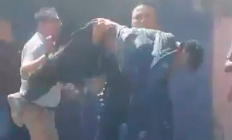 Ascenderán a policías por rescate durante incendio en Azcapotzalco