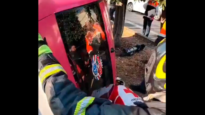 vuelca taxi en Azcapotzalco