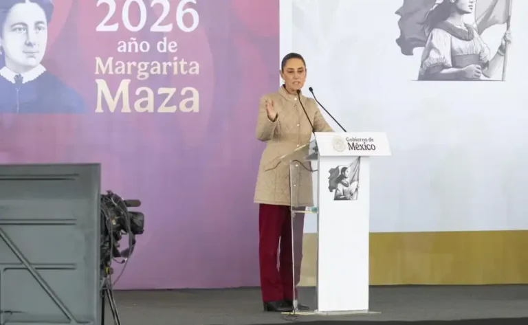 Sheinbaum defiende origen popular de la 4T y rechaza imposición