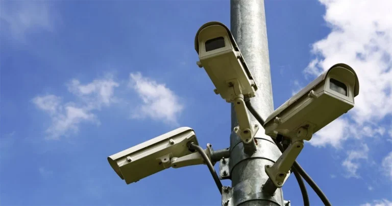 Salamanca retira cámaras ilegales en vía pública para proteger la privacidad ciudadana