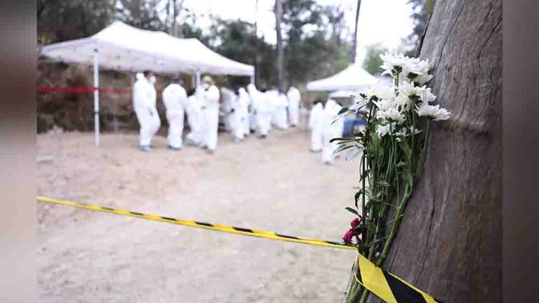 CDMX inicia segunda fase de búsqueda en fosa del Panteón de Dolores; hallan restos óseos