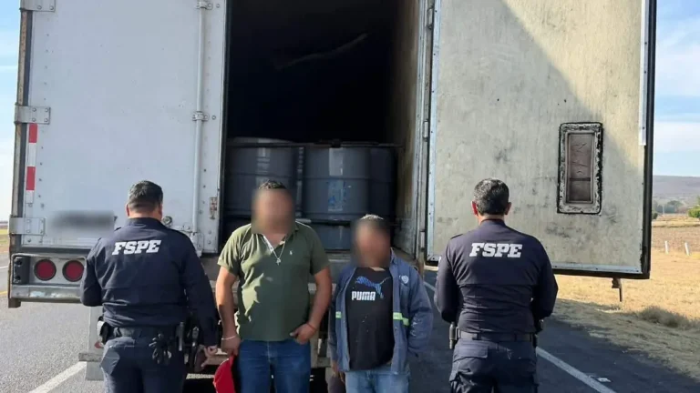 Aseguran más de 17 mil litros de químicos en Salamanca