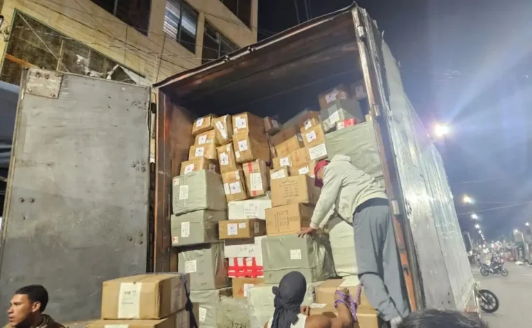 Aseguran 79 toneladas de mercancía ilegal en CDMX