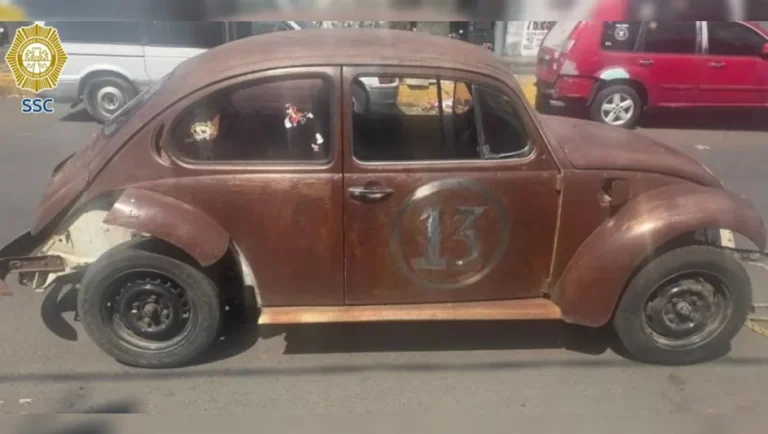 Recuperan vocho robado en Coyoacán y detienen a joven tras cerco virtual